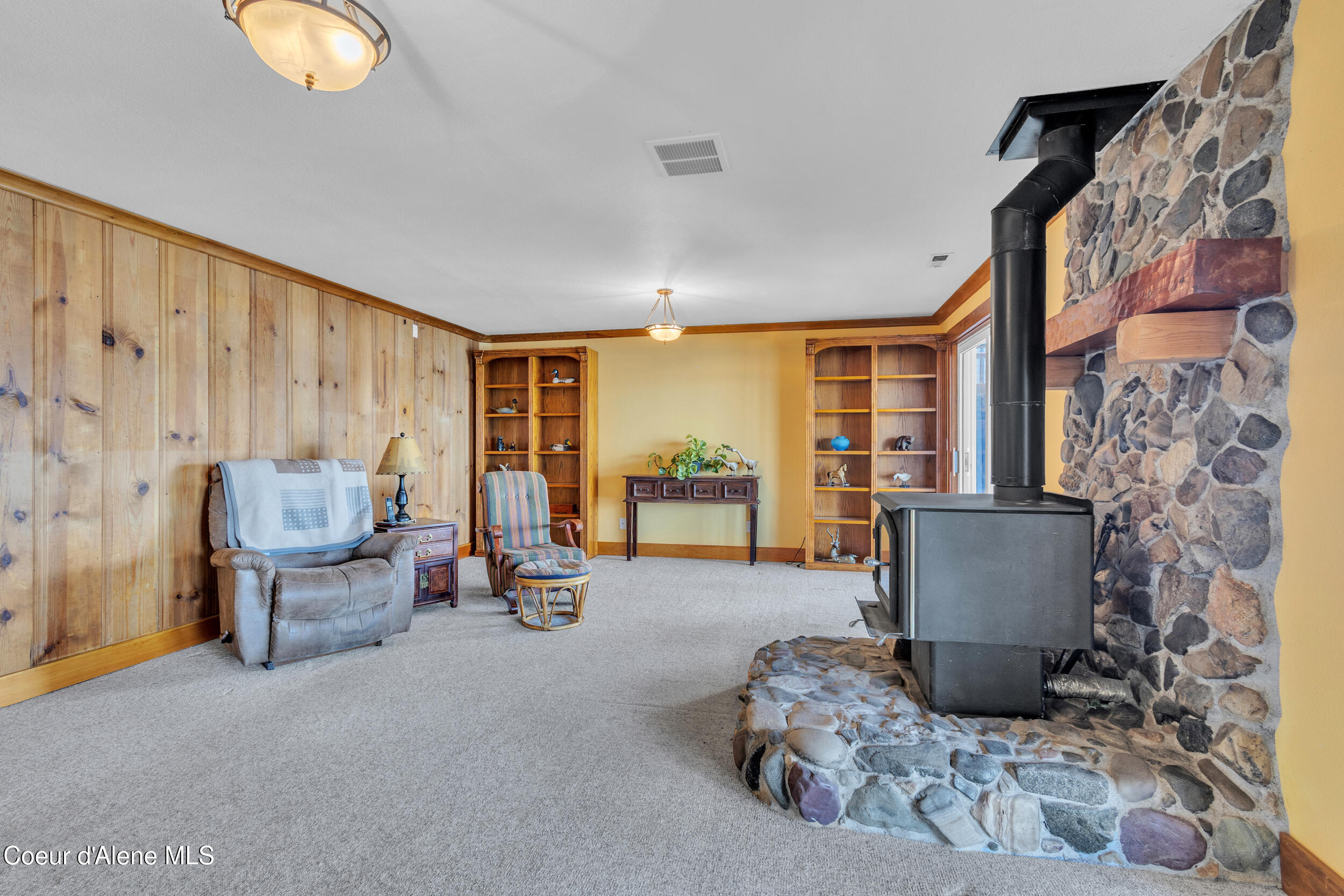 Harrison, Idaho, 83833, United States, 3 Bedrooms Bedrooms, ,3 BathroomsBathrooms,Residential,For Sale,2041876