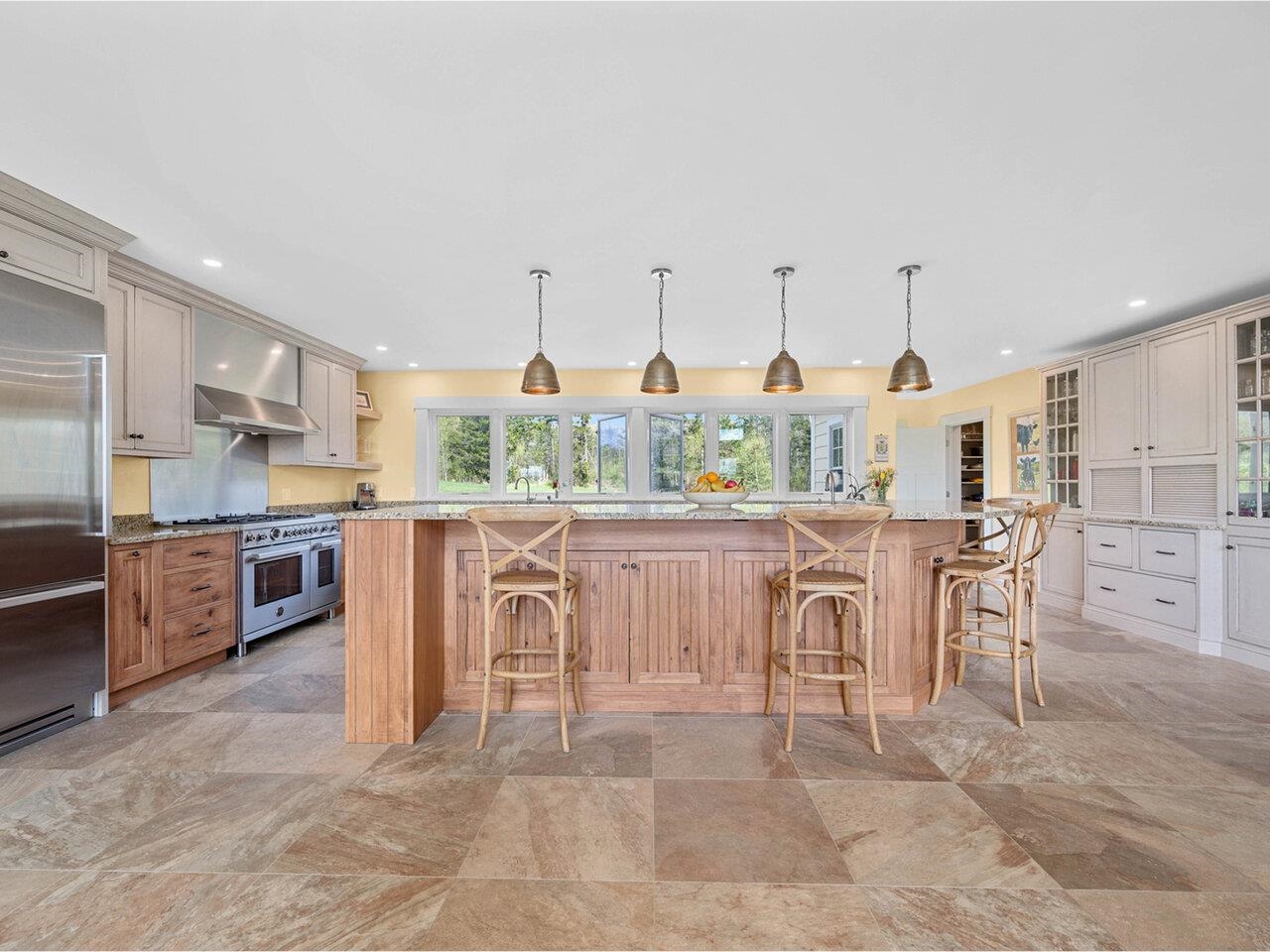 Washington, Vermont, 05675, United States, 4 Bedrooms Bedrooms, ,2 BathroomsBathrooms,Residential,For Sale,1827789
