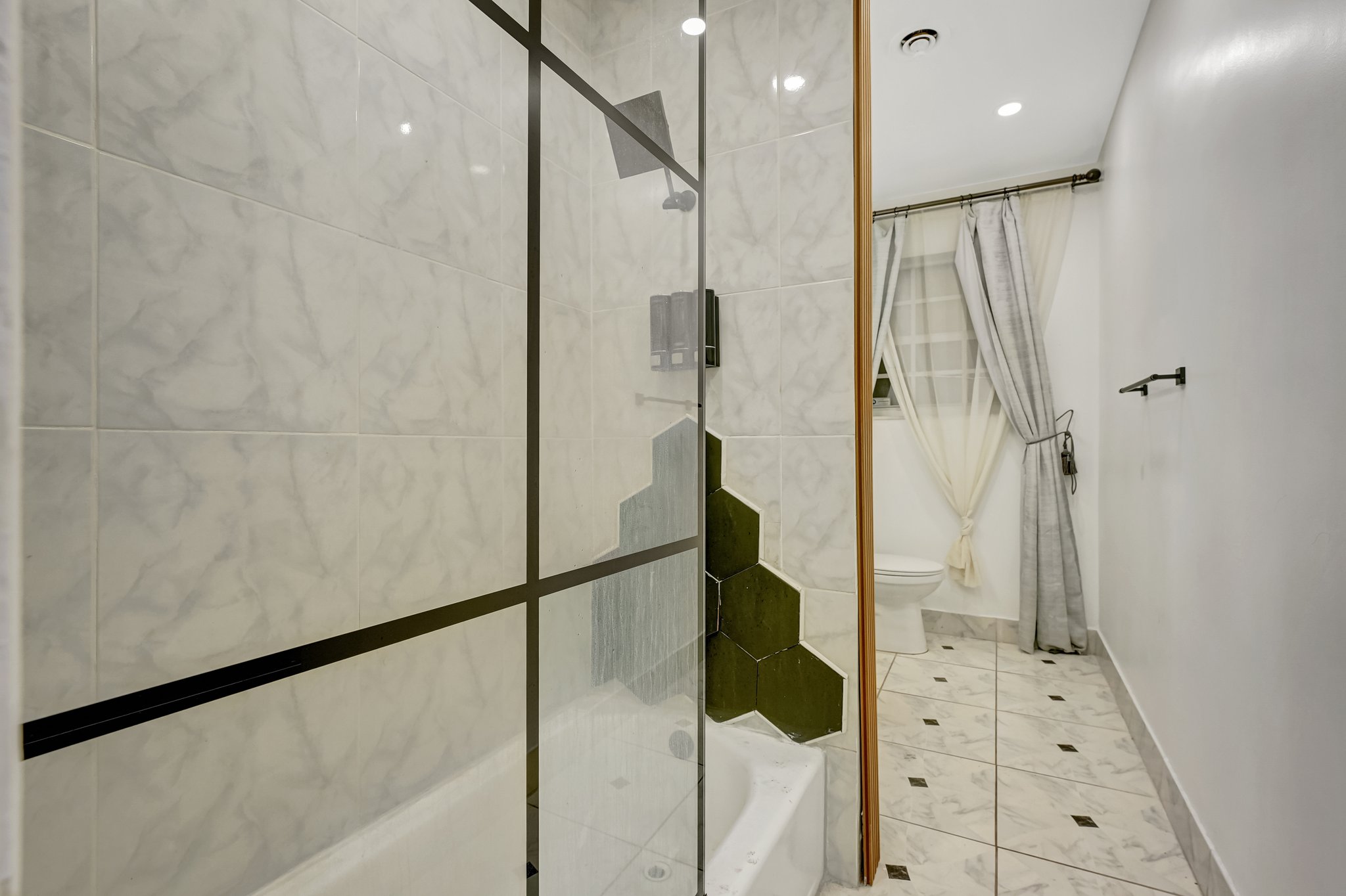  18600 Ne 7th Ct,North Miami Beach, FL, 33179 - 物件實景