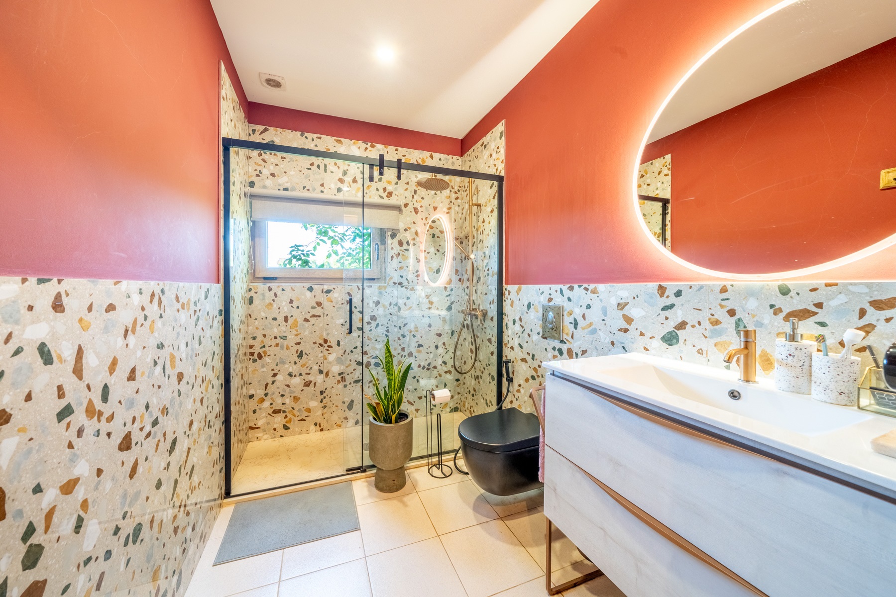  Detached house, 7 bedrooms, for Sale - 物件實景