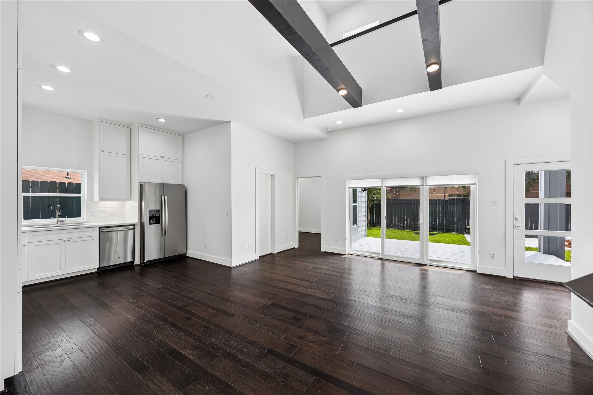  7702 Jacquelyn Oaks Road - 物件實景