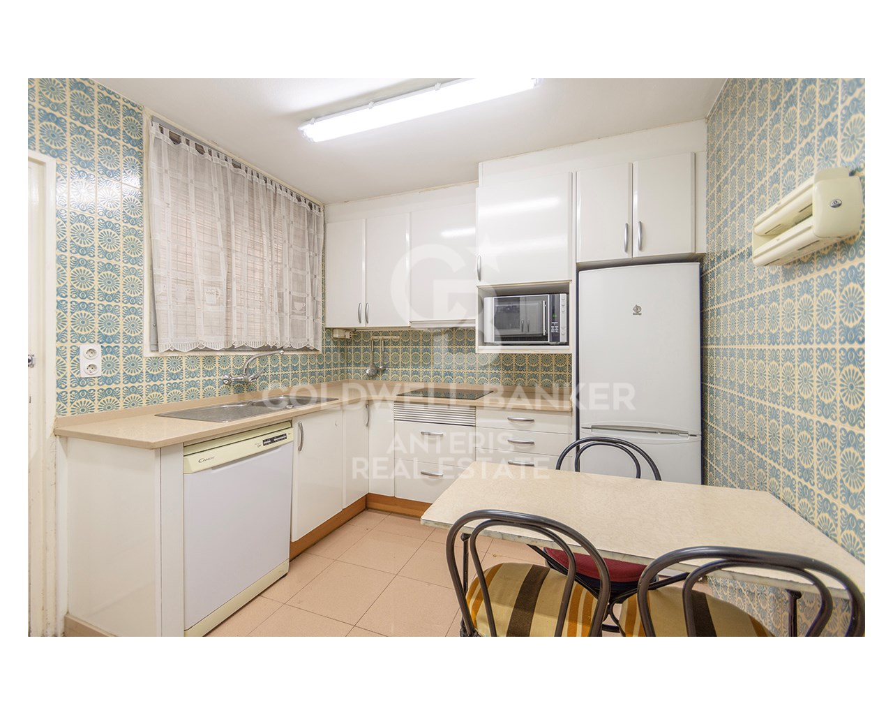 Barcelona, Barcelona, Eixample, El Fort Pienc Barc, Barcelona, Catalonia, ES, 5 Bedrooms Bedrooms, ,2 BathroomsBathrooms,Residential,For Sale,Barcelona, Barcelona, Eixample, El Fort Pienc Barc,1628217