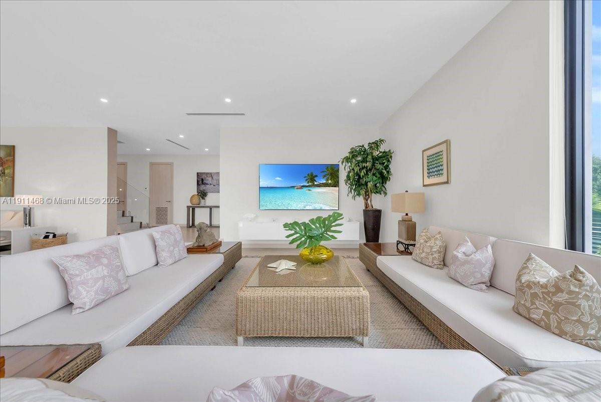 Marco Island, Florida, 34145, United States, 4 Bedrooms Bedrooms, ,5 BathroomsBathrooms,Residential,For Sale,1995875