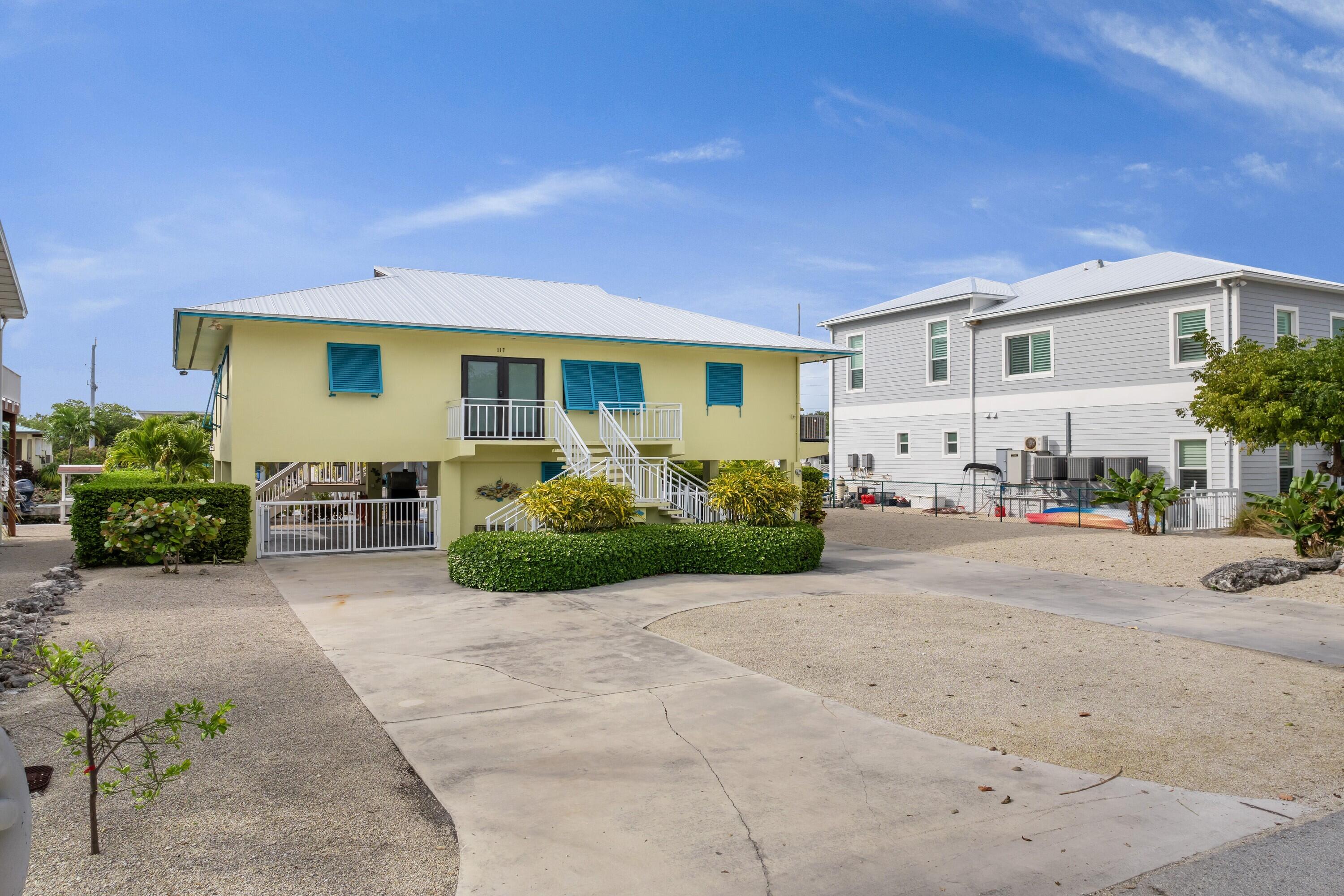 MARATHON, Florida, 33050, United States, 2 Bedrooms Bedrooms, ,2 BathroomsBathrooms,Residential,For Sale,1988223