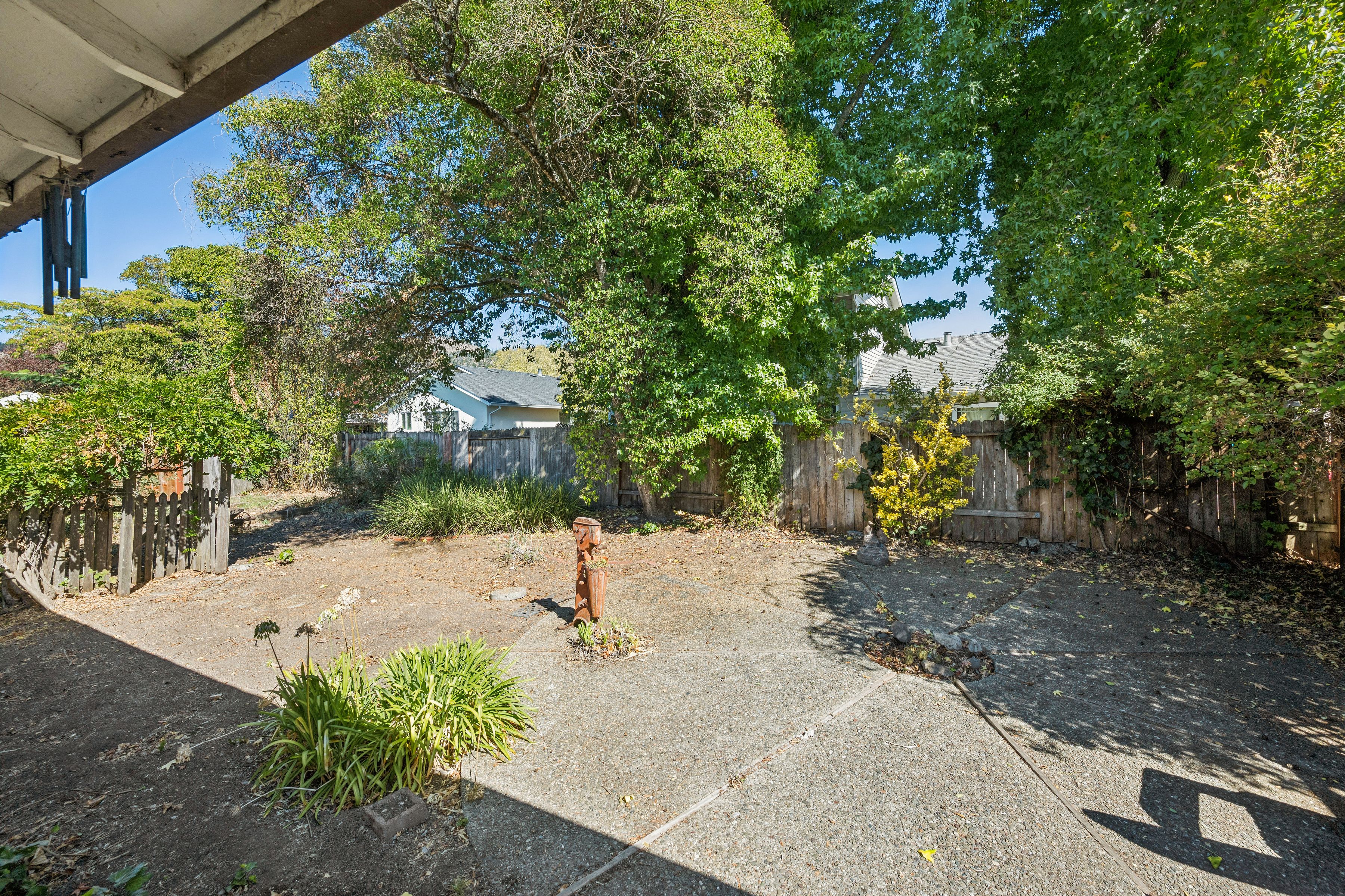  516 Oak Lake Avenue - 物件實景