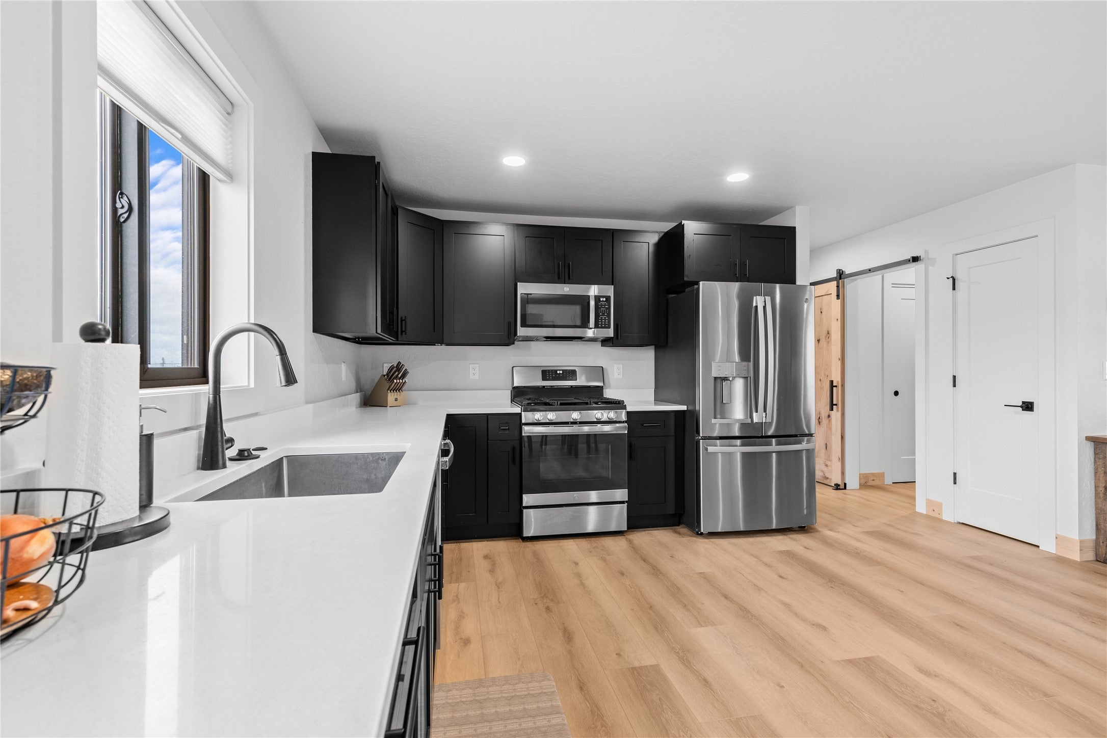 Kalispell, Montana, 59901, United States, 3 Bedrooms Bedrooms, ,2 BathroomsBathrooms,Residential,For Sale,1999069