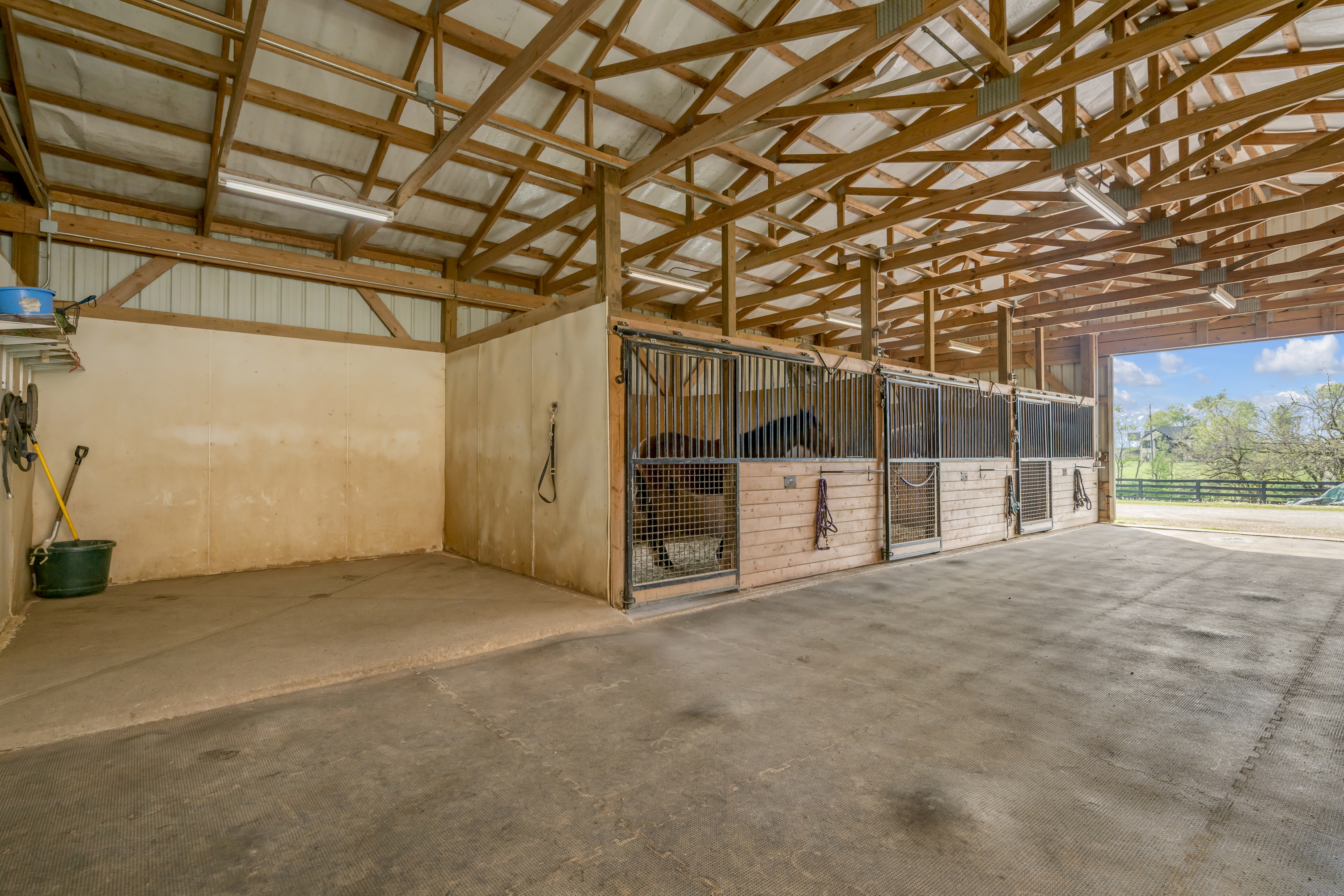  3200 Fishers Mill Road - 物件實景