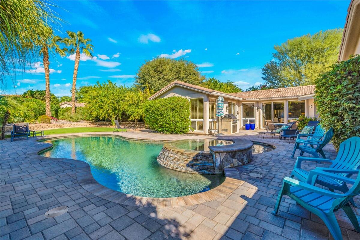 La Quinta, California, 92253, United States, 3 Bedrooms Bedrooms, ,3 BathroomsBathrooms,Residential,For Sale,1990308