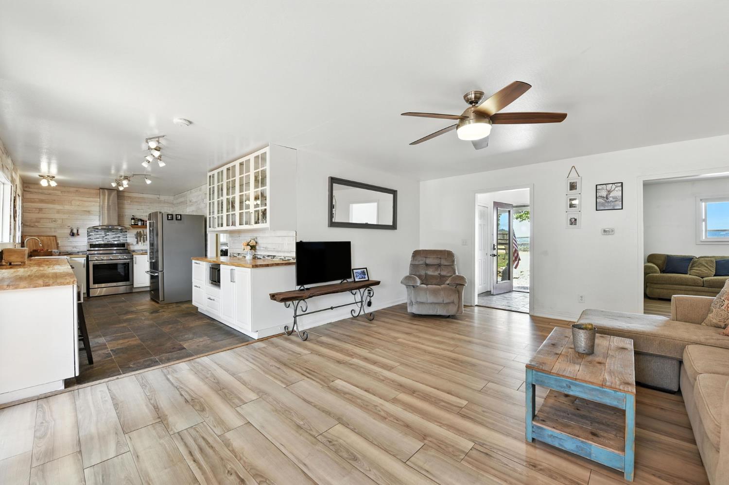 Somerset, California, 95684, United States, 3 Bedrooms Bedrooms, ,2 BathroomsBathrooms,Residential,For Sale,1901793