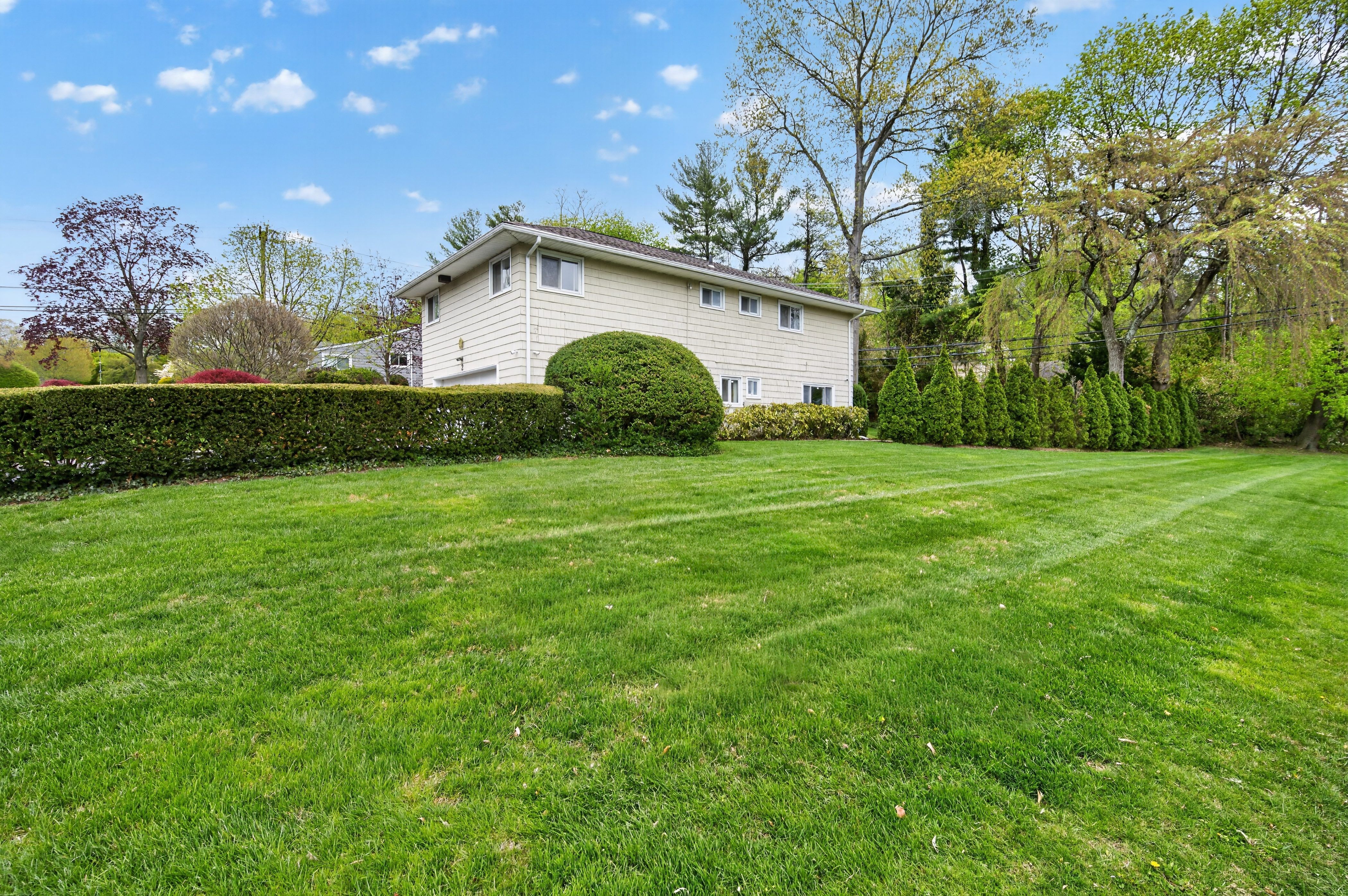  2 Vanad Drive, East Hills, NY 11576 - 物件實景