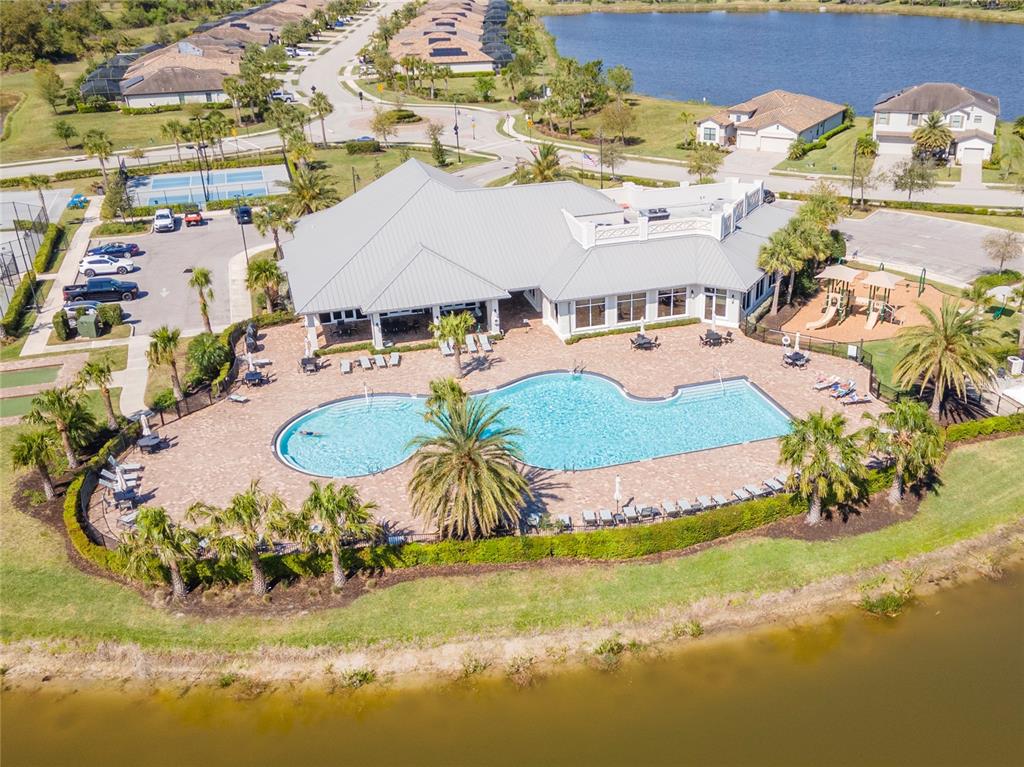 Bradenton, Florida, 34211, United States, 6 Bedrooms Bedrooms, ,5 BathroomsBathrooms,Residential,For Sale,1743496