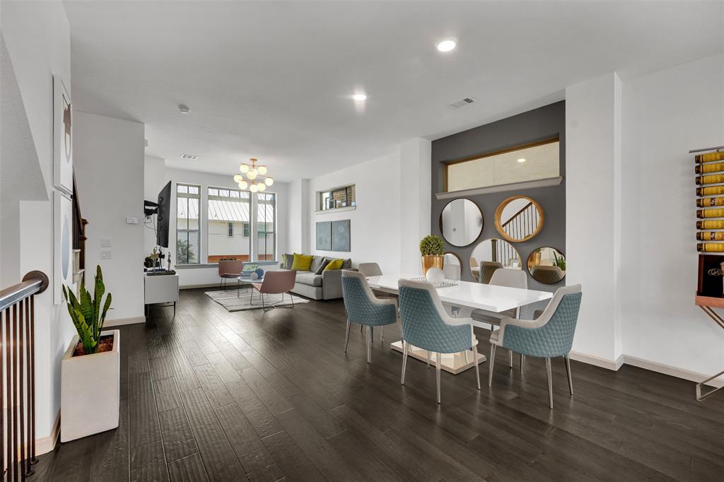 Dallas, Texas, 75212, United States, 3 Bedrooms Bedrooms, ,4 BathroomsBathrooms,Residential,For Sale,1897379