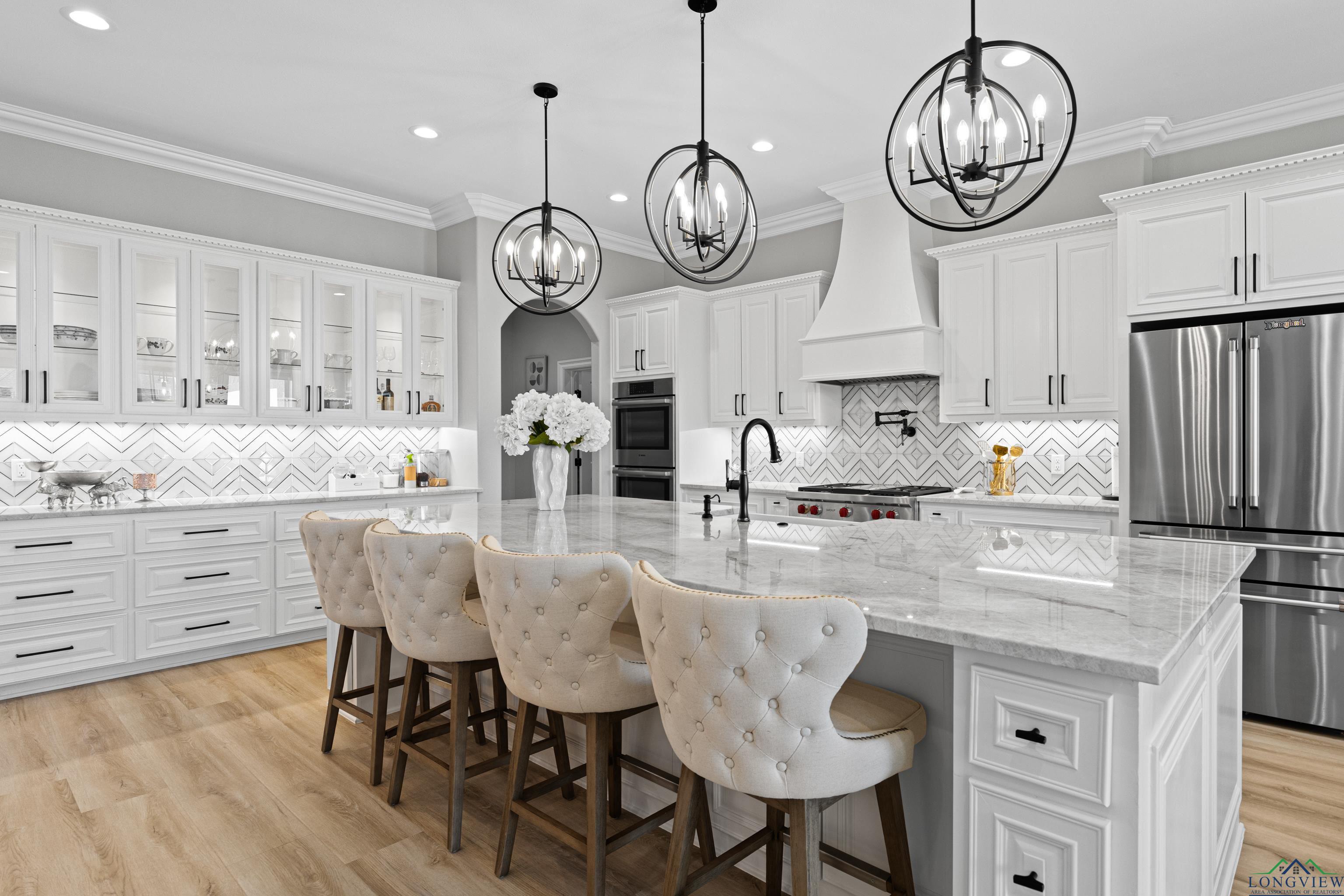 Tatum, Texas, 75691, United States, 6 Bedrooms Bedrooms, ,5 BathroomsBathrooms,Residential,For Sale,1967994