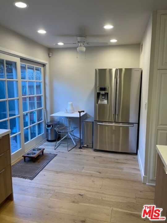 Los Angeles, California, 90004, United States, 2 Bedrooms Bedrooms, ,3 BathroomsBathrooms,Residential,For Sale,1940175