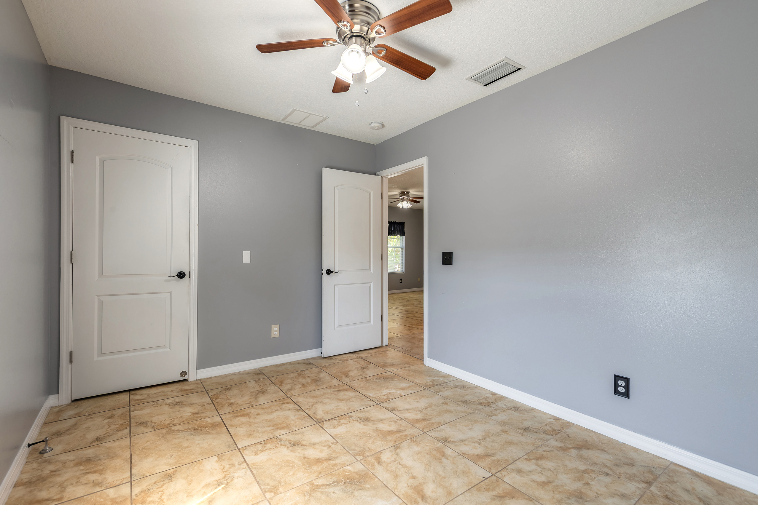 Daytona Beach, Florida, 32118, United States, 5 Bedrooms Bedrooms, ,3 BathroomsBathrooms,Residential,For Sale,1982545