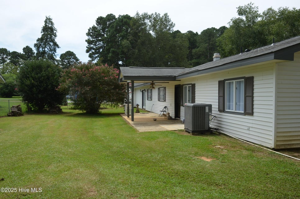 Spring Hope, North Carolina, 27882, United States, 4 Bedrooms Bedrooms, ,2 BathroomsBathrooms,Residential,For Sale,1974659