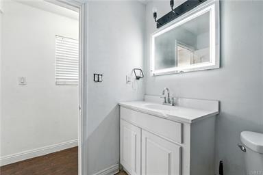 South Gate, California, 90280, United States, 2 Bedrooms Bedrooms, ,2 BathroomsBathrooms,Residential,For Sale,1904304