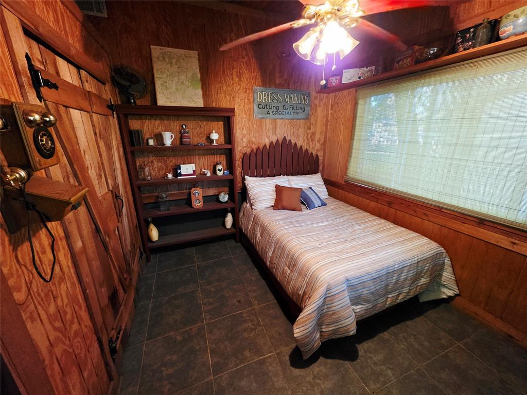 Weatherford, Texas, 76087, United States, 4 Bedrooms Bedrooms, ,2 BathroomsBathrooms,Residential,For Sale,1985670