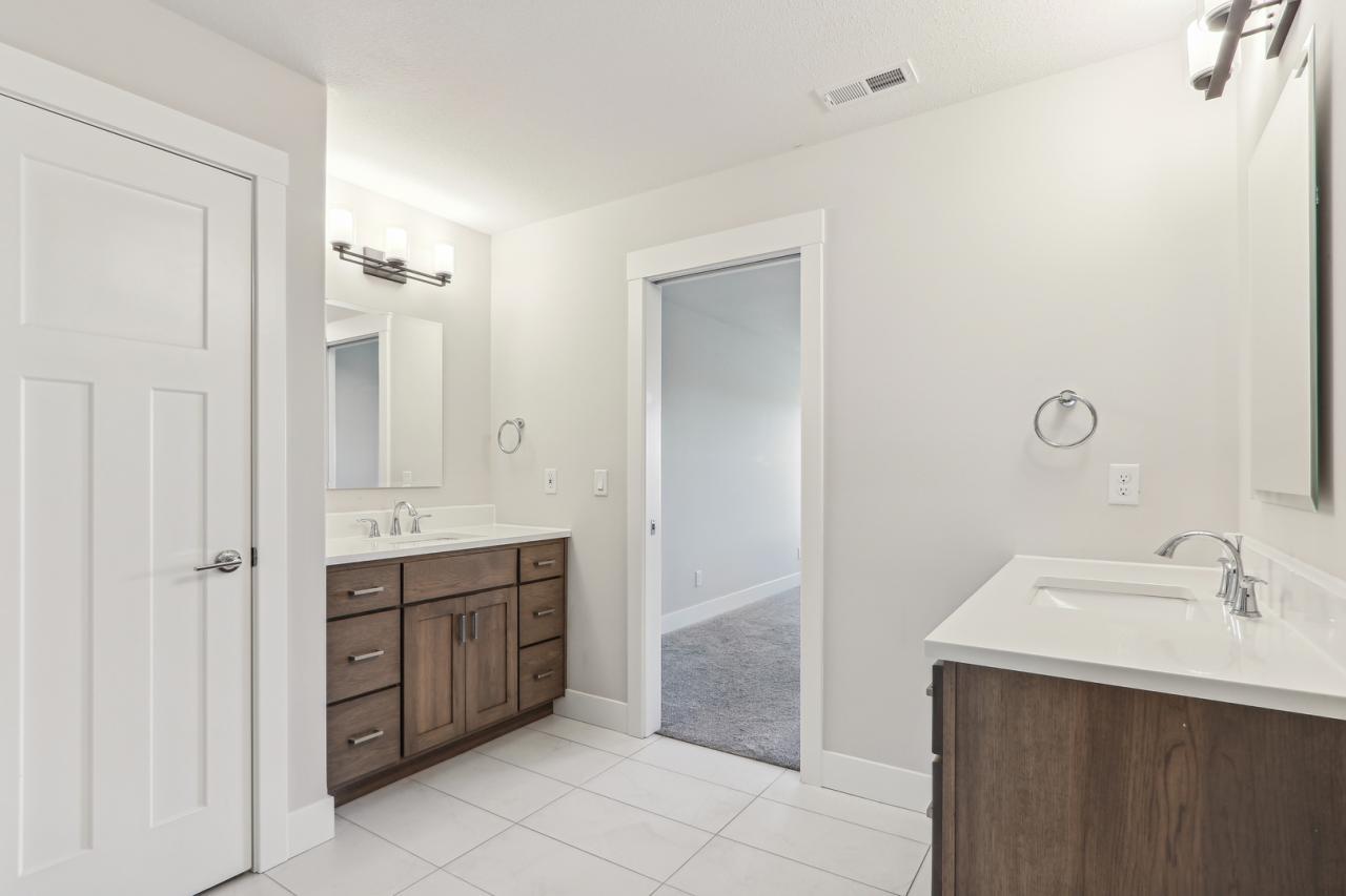 4812 Oakdale Drive, Champaign, Illinois, 61822, United States, 5 Bedrooms Bedrooms, ,4 BathroomsBathrooms,Residential,For Sale,4812 Oakdale Drive,1646863