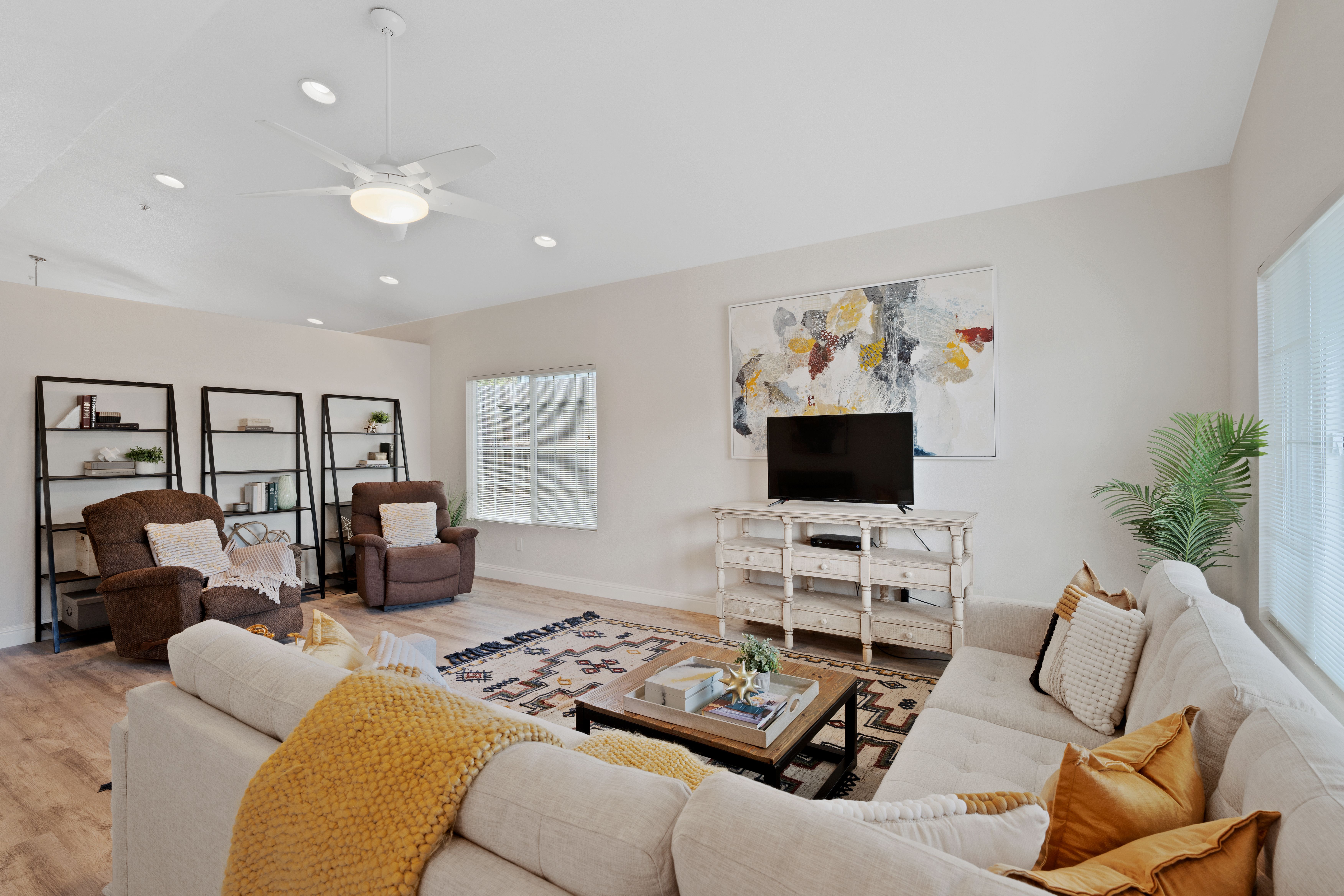  Single Level Healdsburg Gem - 物件實景