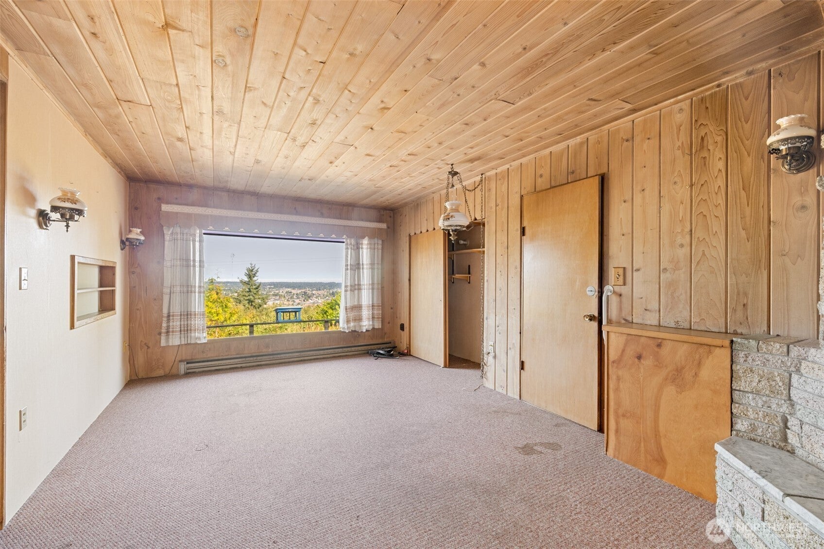 Sequim, Washington, 98382, United States, 3 Bedrooms Bedrooms, ,2 BathroomsBathrooms,Residential,For Sale,1984397