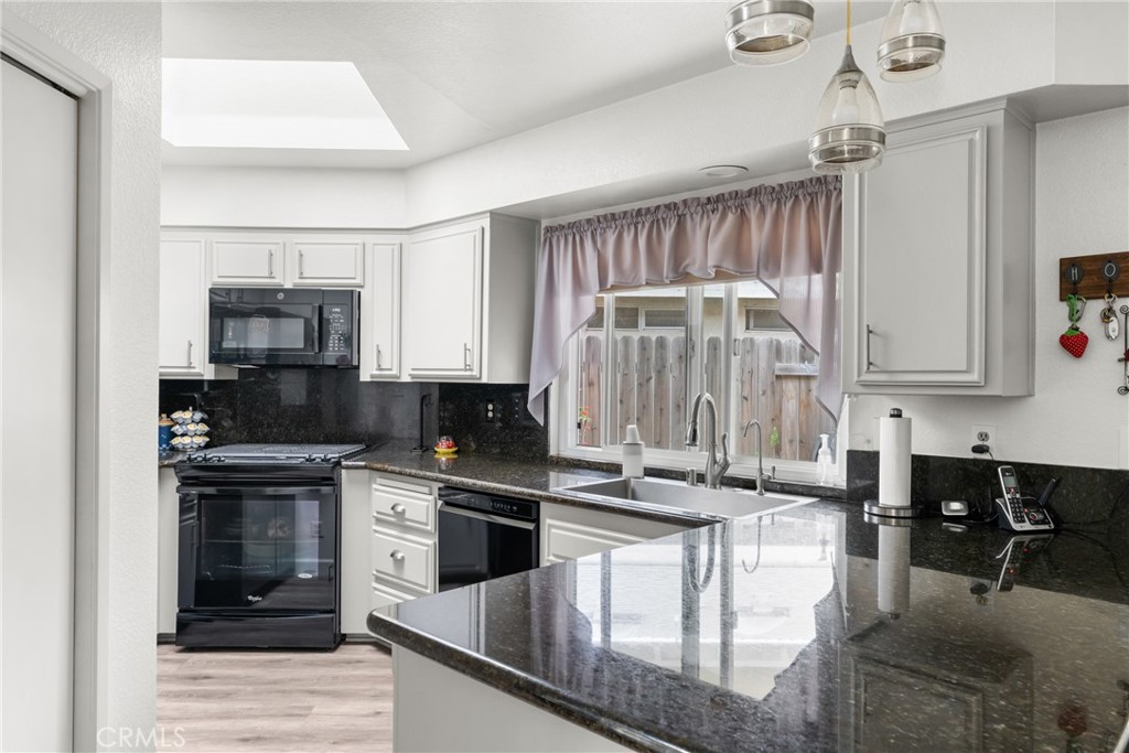 Santa Maria, California, 93455, United States, 3 Bedrooms Bedrooms, ,2 BathroomsBathrooms,Residential,For Sale,1980455