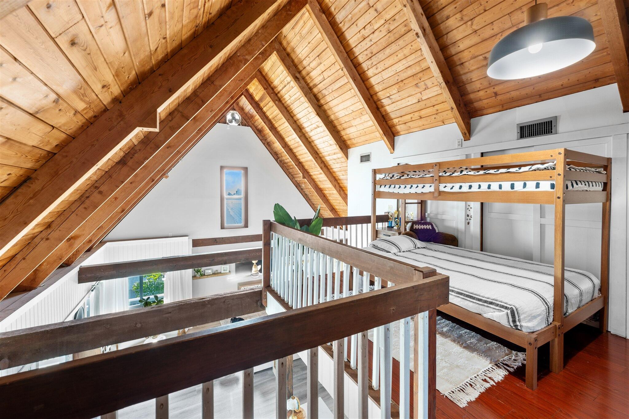 MARATHON, Florida, 33050, United States, 2 Bedrooms Bedrooms, ,2 BathroomsBathrooms,Residential,For Sale,2000916