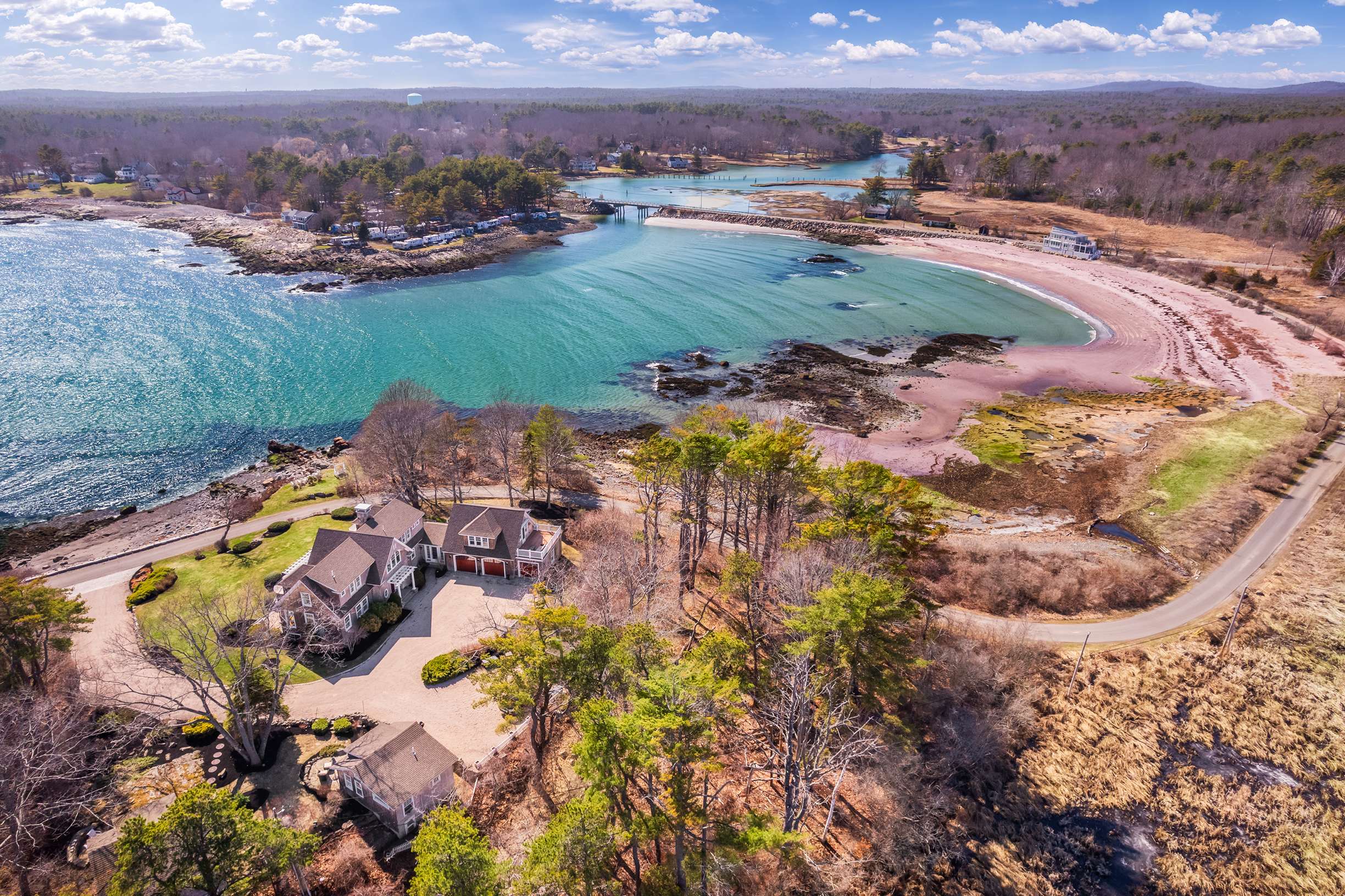  Oceanfront Compound - Main House + Two, 1 Bedroom Cottages in Cape Neddick - 物件實景