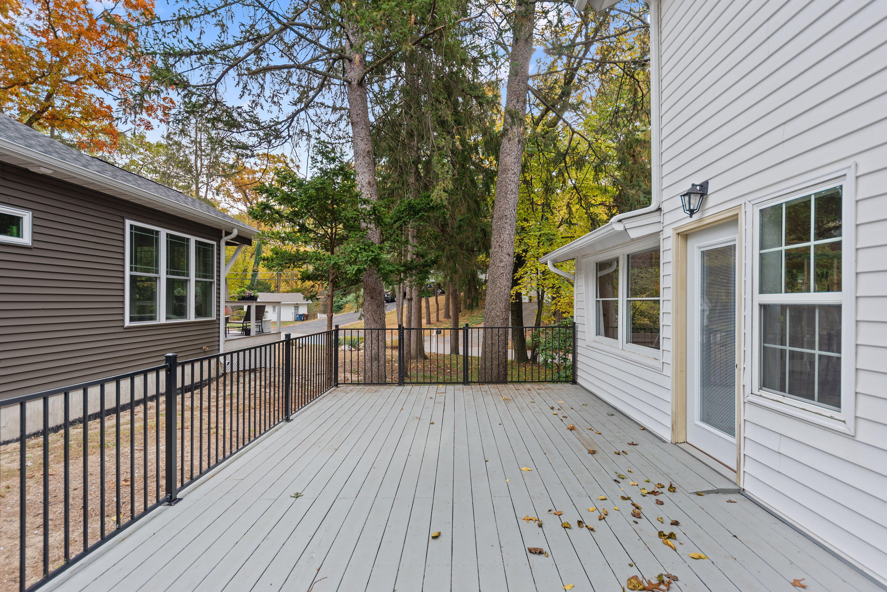 Long Beach, Indiana, 46360, United States, 5 Bedrooms Bedrooms, ,2 BathroomsBathrooms,Residential,For Sale,1987999