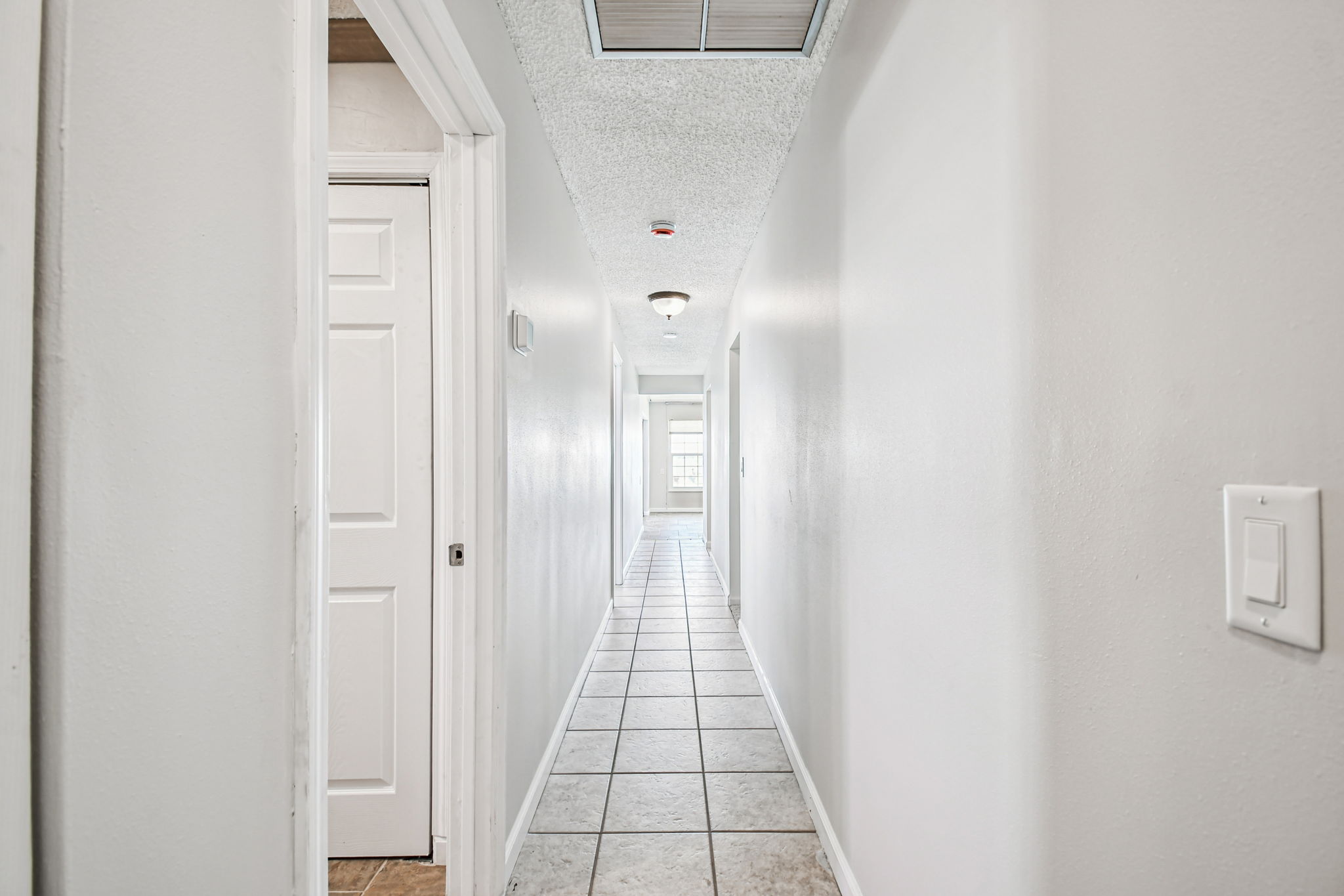 Madeira Beach, Florida, 33708, United States, 4 Bedrooms Bedrooms, ,2 BathroomsBathrooms,Residential,For Sale,2005483