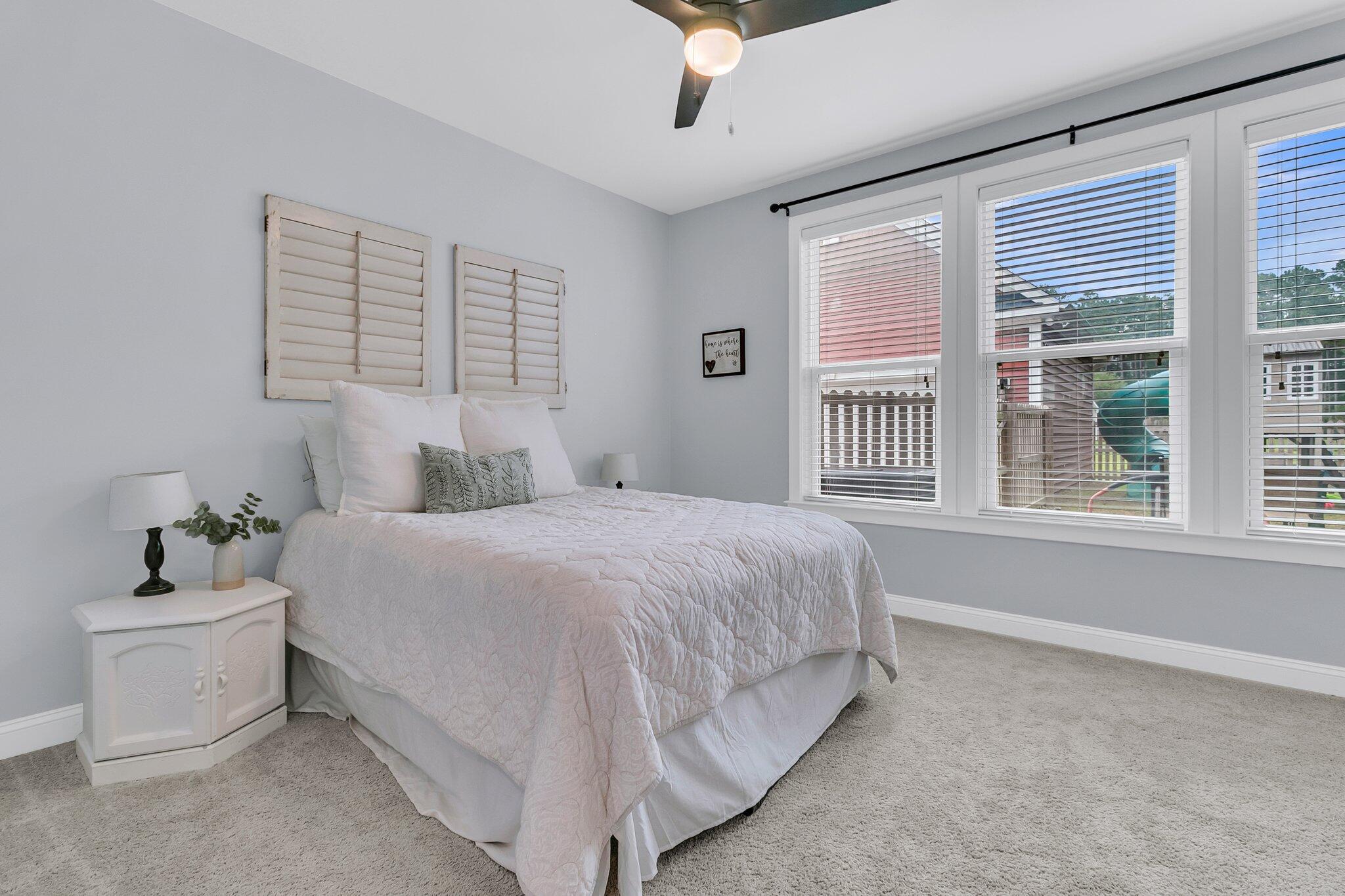 Charleston, South Carolina, 29414, United States, 4 Bedrooms Bedrooms, ,3 BathroomsBathrooms,Residential,For Sale,1979089