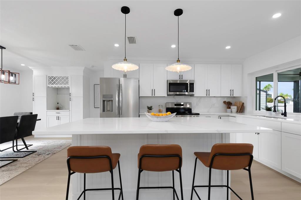 Apollo Beach, Florida, 33572, United States, 3 Bedrooms Bedrooms, ,2 BathroomsBathrooms,Residential,For Sale,1907678
