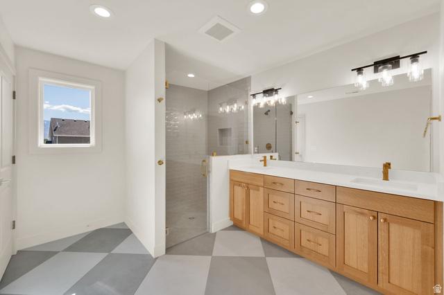 Saratoga Springs, Utah, 84045, United States, 6 Bedrooms Bedrooms, ,4 BathroomsBathrooms,Residential,For Sale,2047947