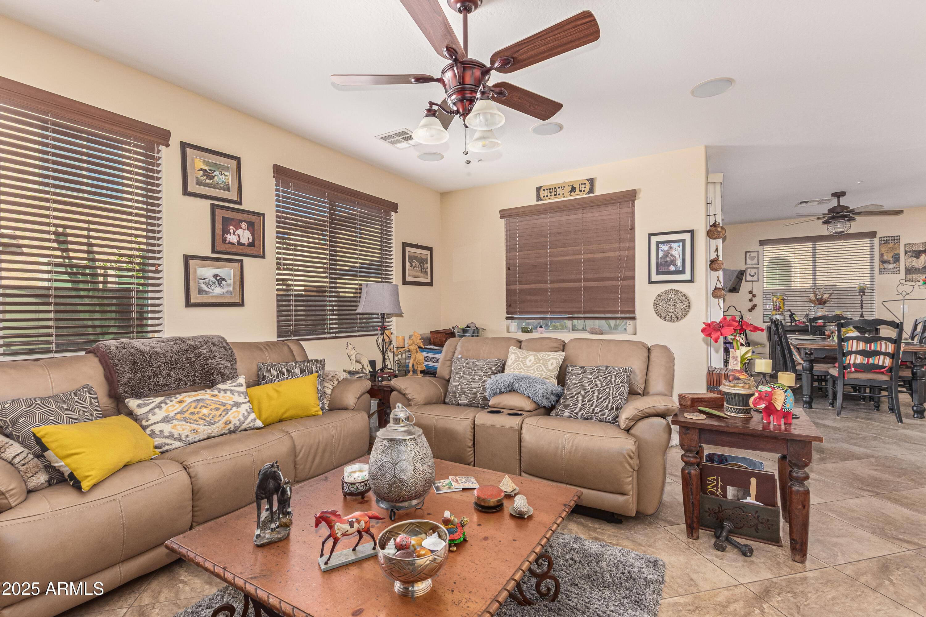 Gilbert, Arizona, 85298, United States, 4 Bedrooms Bedrooms, ,4 BathroomsBathrooms,Residential,For Sale,1987030