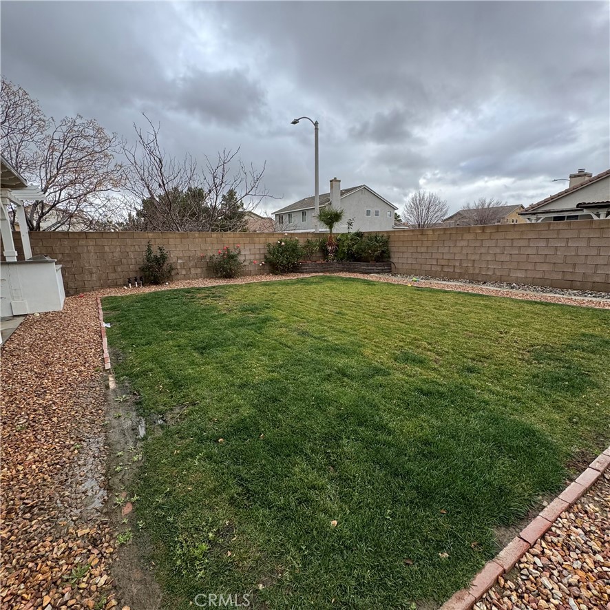 Lancaster, California, 93534, United States, 4 Bedrooms Bedrooms, ,2 BathroomsBathrooms,Residential,For Sale,2007515