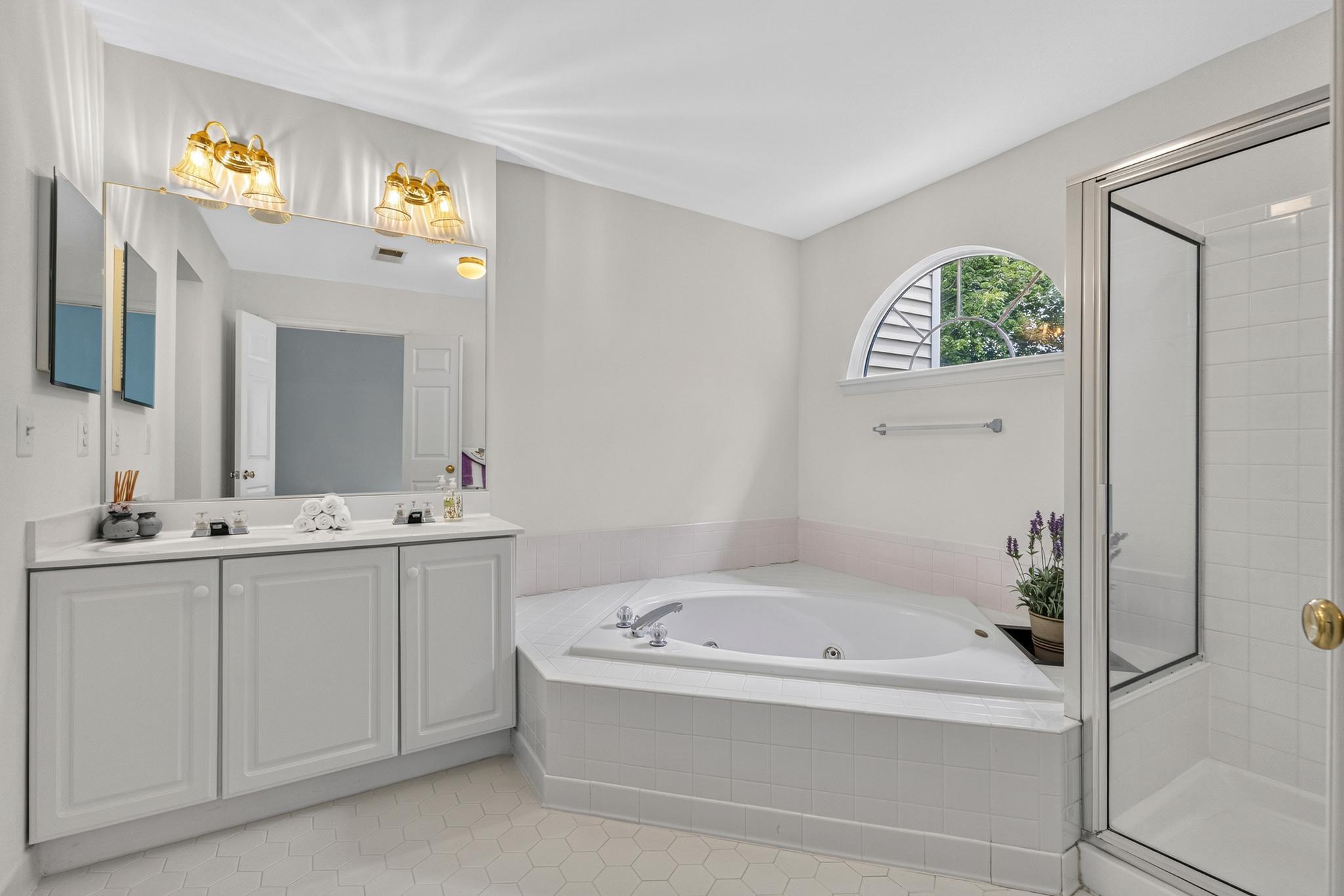  3009 Barden Oaks Court, Oakton, VA 22124 - 物件實景