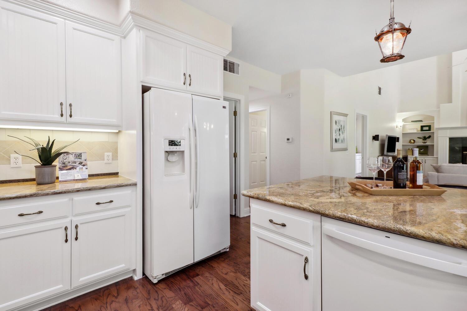 Davis, California, 95618, United States, 4 Bedrooms Bedrooms, ,3 BathroomsBathrooms,Residential,For Sale,1828068