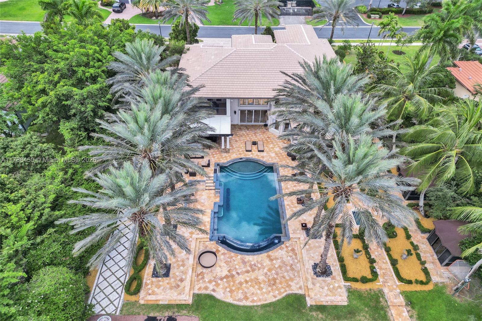 Davie, Florida, 33330, United States, 6 Bedrooms Bedrooms, ,6 BathroomsBathrooms,Residential,For Sale,1908596