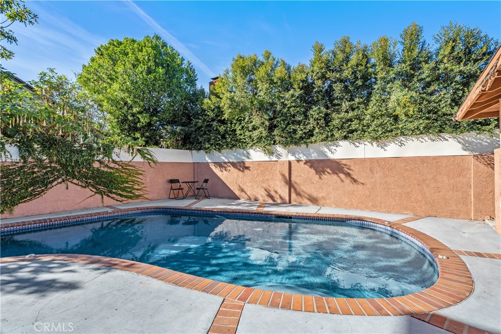 Valley Glen, California, 91401, United States, 4 Bedrooms Bedrooms, ,4 BathroomsBathrooms,Residential,For Sale,1990923