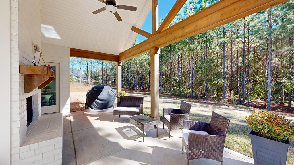 Cataula, Georgia, 31804, United States, 5 Bedrooms Bedrooms, ,5 BathroomsBathrooms,Residential,For Sale,1996944