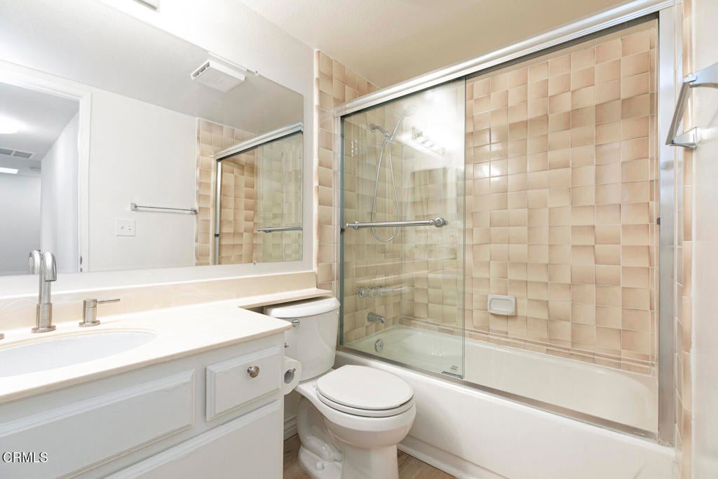 Glendale, California, 91205, United States, 3 Bedrooms Bedrooms, ,2 BathroomsBathrooms,Residential,For Sale,1938623