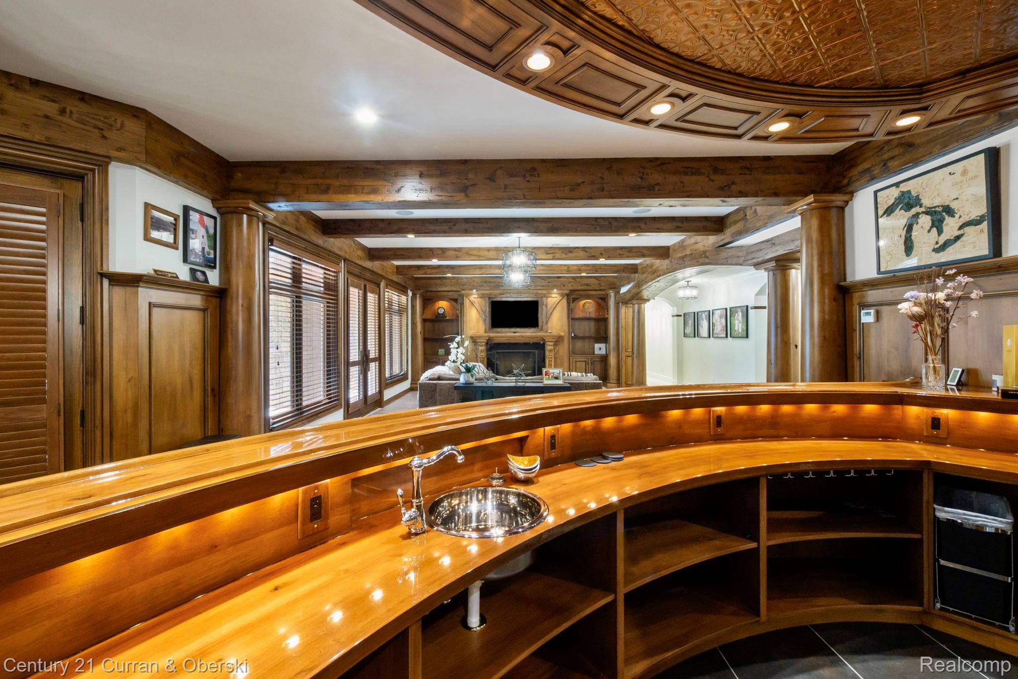 South Lyon, Michigan, 48178, United States, 6 Bedrooms Bedrooms, ,8 BathroomsBathrooms,Residential,For Sale,2008135