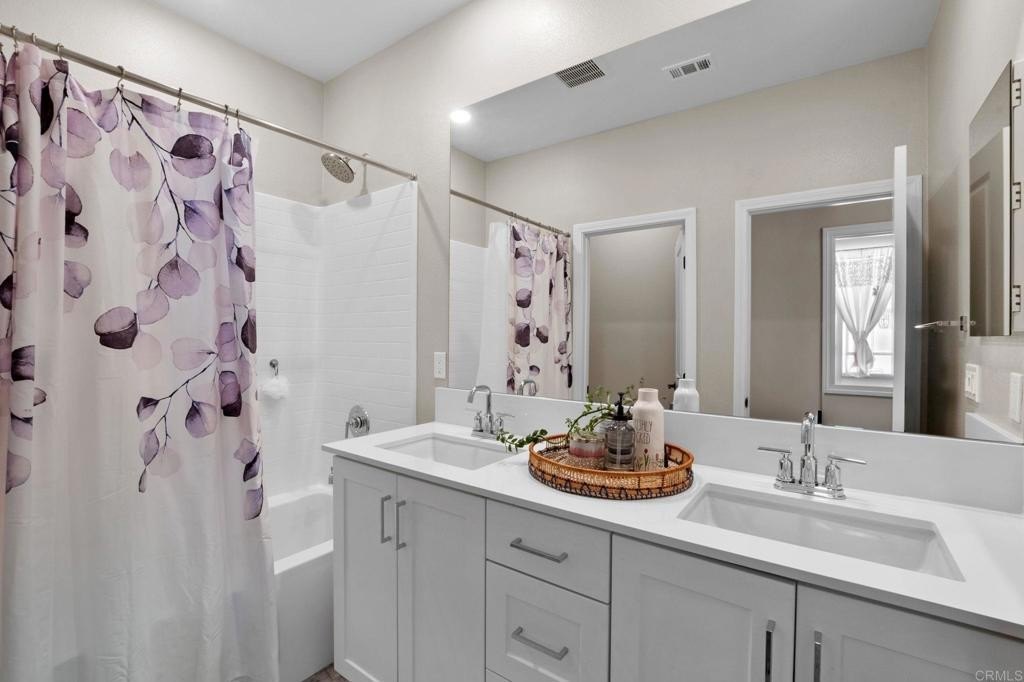 Chula Vista, California, 91913, United States, 4 Bedrooms Bedrooms, ,3 BathroomsBathrooms,Residential,For Sale,1777127