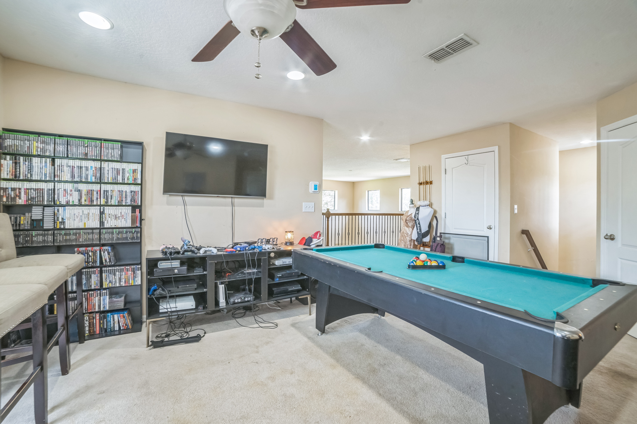 Clermont, Florida, 34711, United States, 5 Bedrooms Bedrooms, ,4 BathroomsBathrooms,Residential,For Sale,1982427