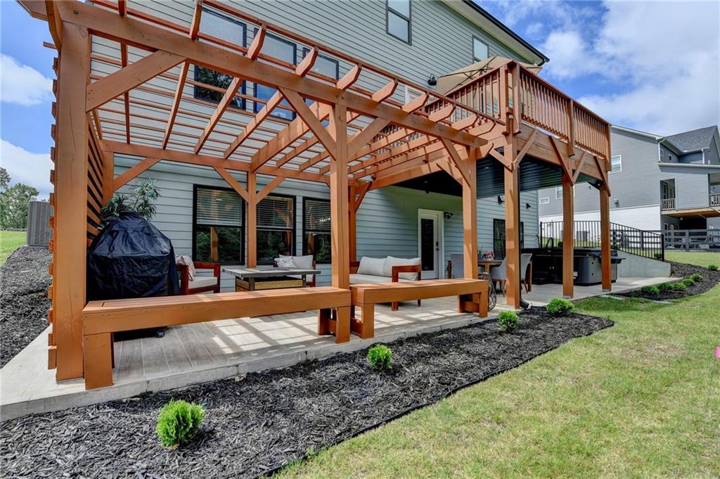 Gainesville, Georgia, 30506, United States, 5 Bedrooms Bedrooms, ,6 BathroomsBathrooms,Residential,For Sale,1978029