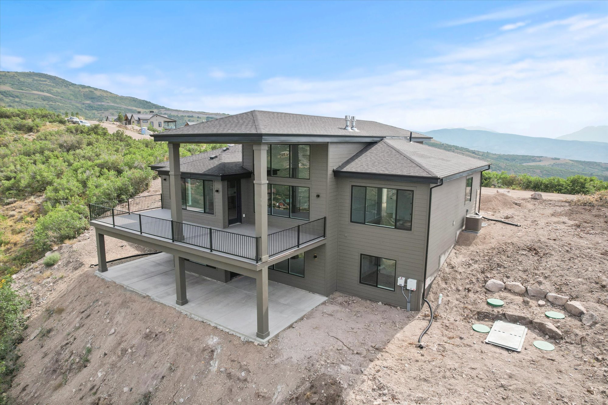 Heber, Utah, 84032, United States, 5 Bedrooms Bedrooms, ,3 BathroomsBathrooms,Residential,For Sale,1976197