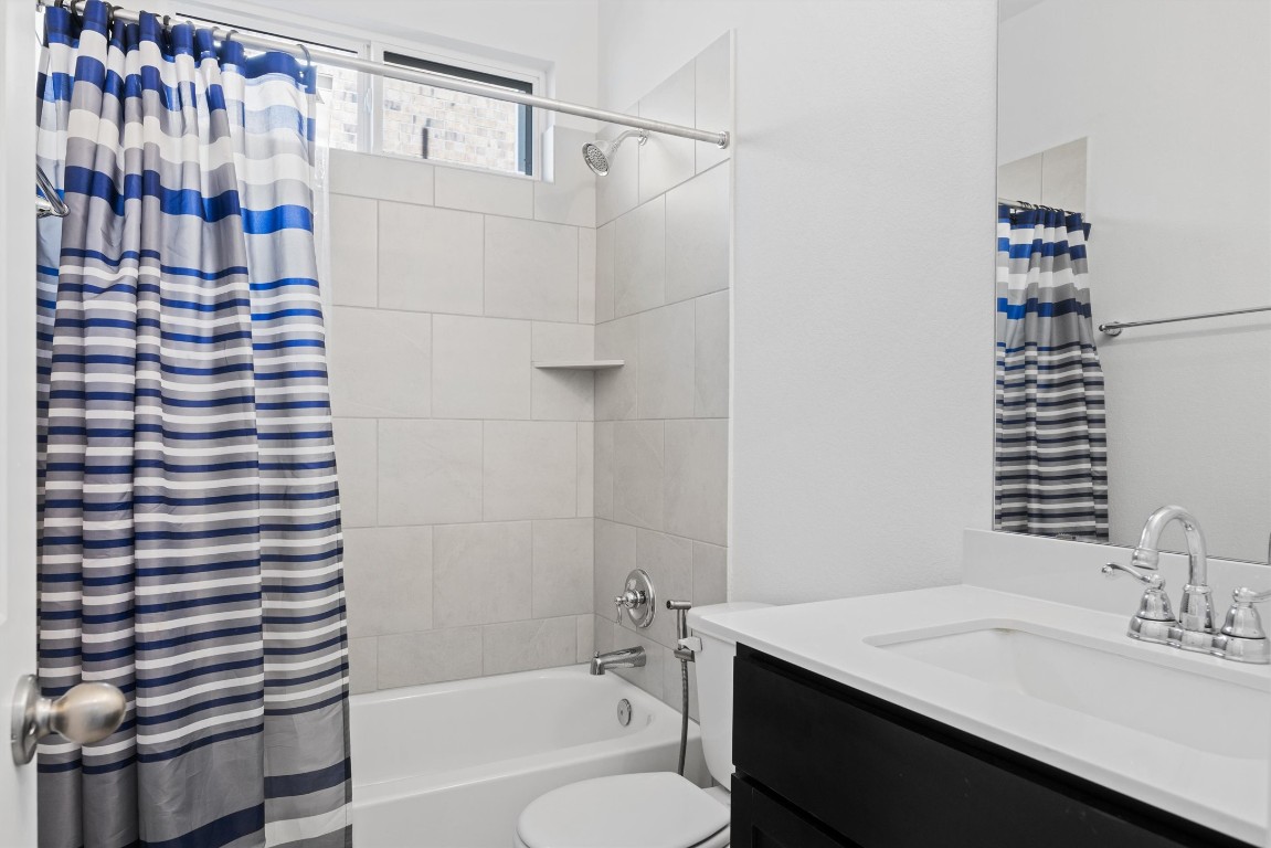 Georgetown, Texas, 78628, United States, 4 Bedrooms Bedrooms, ,4 BathroomsBathrooms,Residential,For Sale,1993524