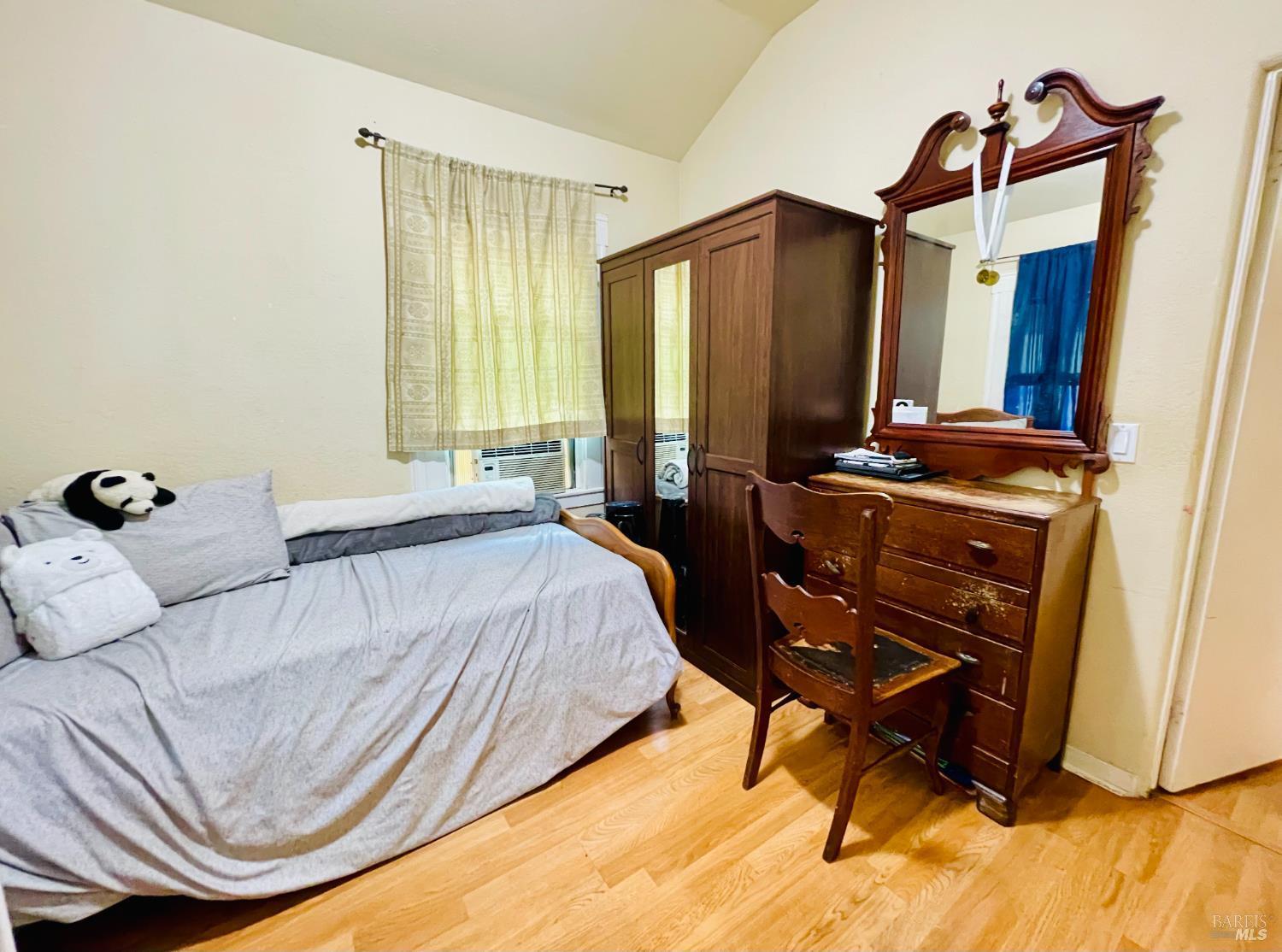 Napa, California, 94559, United States, 1 Bedroom Bedrooms, ,1 BathroomBathrooms,Residential,For Sale,1907347