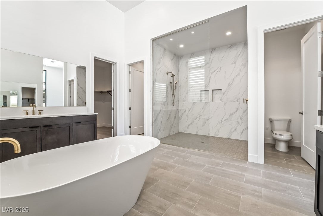 Las Vegas, Nevada, 89135, United States, 4 Bedrooms Bedrooms, ,5 BathroomsBathrooms,Residential,For Sale,1974959