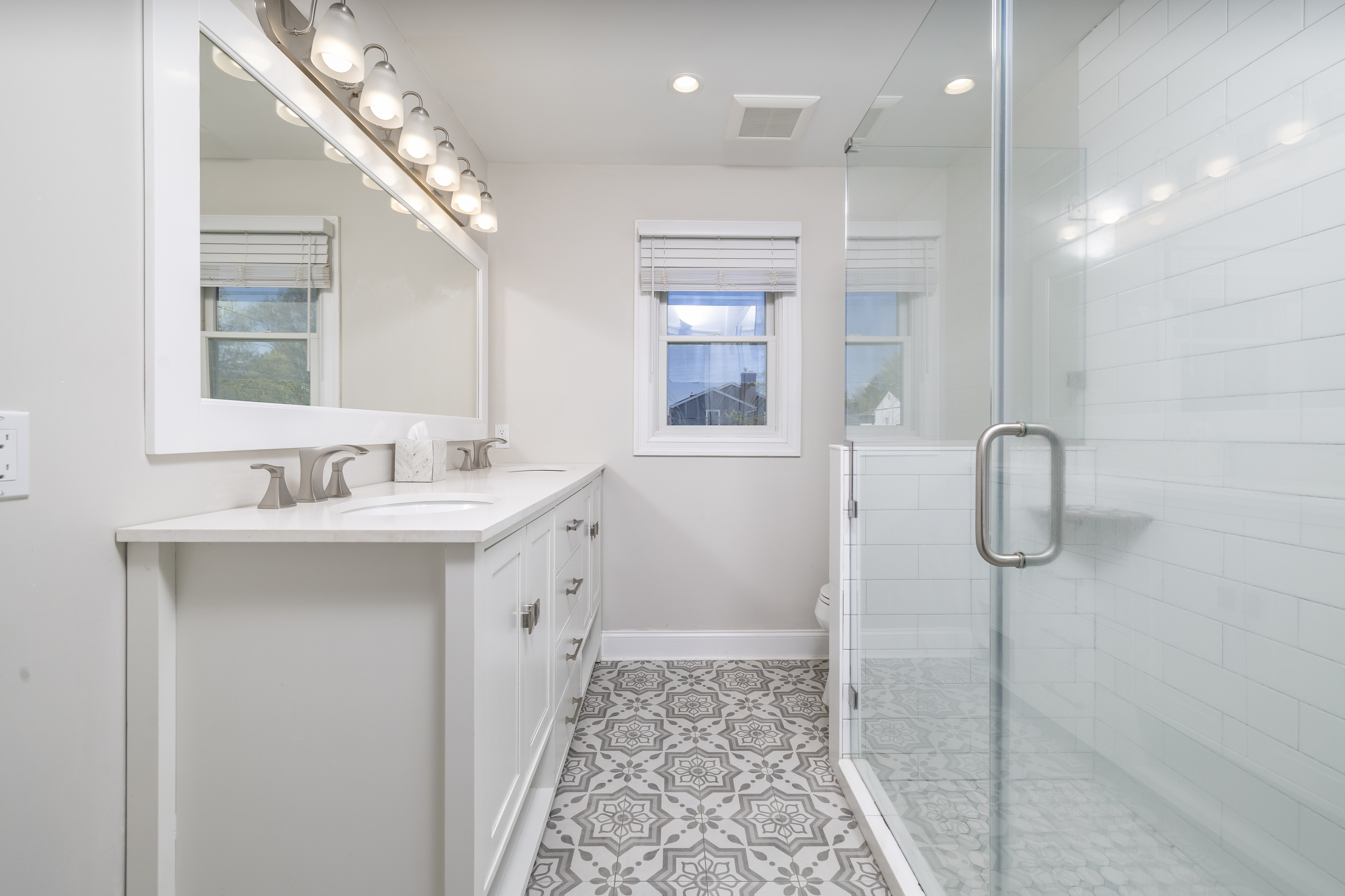  2 Atlas Avenue, Malverne, NY, 11565 - 物件實景